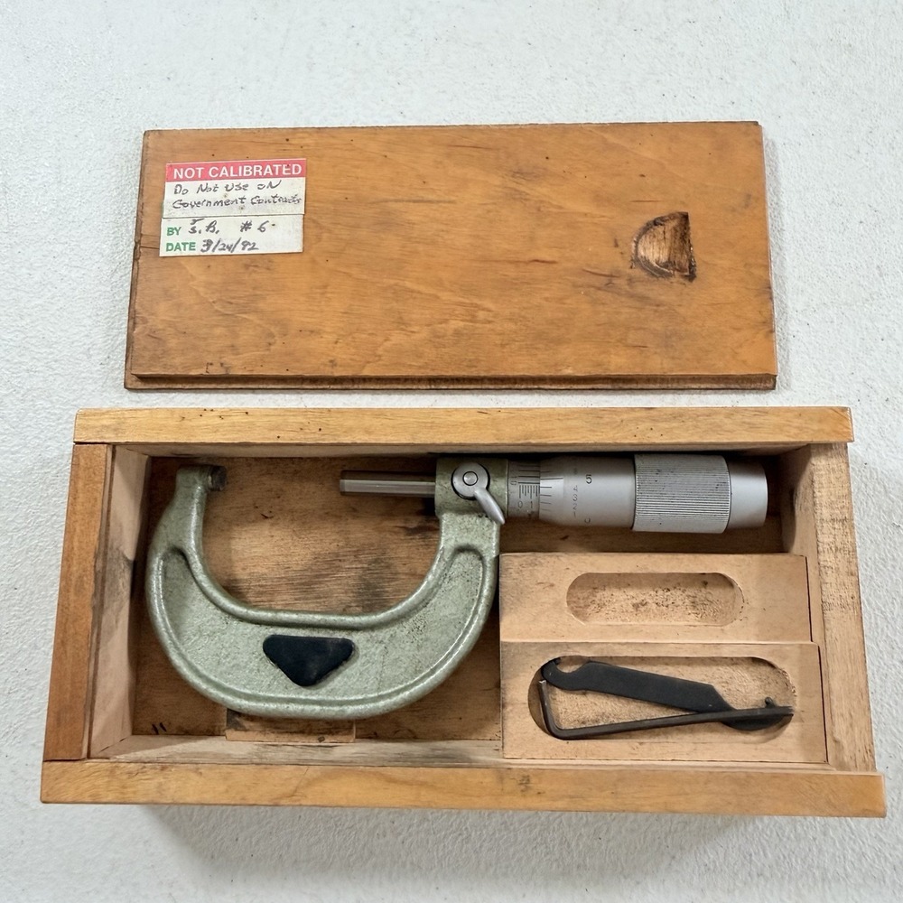 VIS Outside Micrometer 1-2" .0001" W/ Wooden Case & Tools Made In Poland